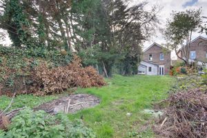 Rear External- click for photo gallery